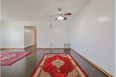 881 N Swift Road #206, Addison, IL 60101 - Photo 7