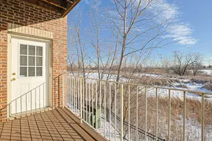 881 N Swift Rd, Addison, IL 60101 - Photo 23