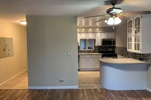 5000 Carriage Way Dr, Rolling Meadows, IL 60008 - Photo 3