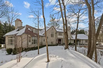 745 E Woodland Road, Lake Forest, IL 60045 - Photo 3