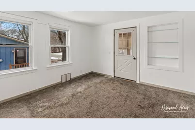 609 S Monroe Street, Streator, IL 61364 - Photo 5