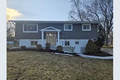 1570 Jefferson Road, Hoffman Estates, IL 60169 - Photo 1