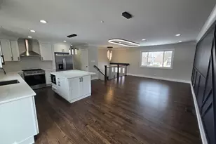 1570 Jefferson Rd, Hoffman Estates, IL 60169 - Photo 5