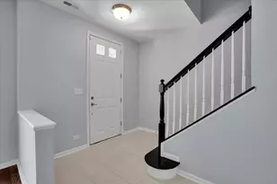 222 W Hyde St, Arlington Heights, IL 60005 - Photo 5