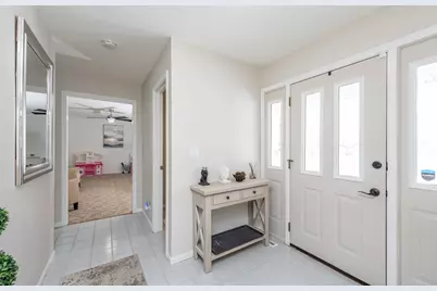 150 Old Darby Lane, Winthrop Harbor, IL 60096 - Photo 9