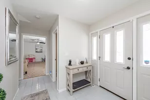 150 Old Darby Ln, Winthrop Harbor, IL 60096 - Photo 9