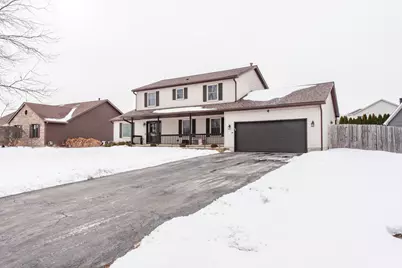 150 Old Darby Lane, Winthrop Harbor, IL 60096 - Photo 3