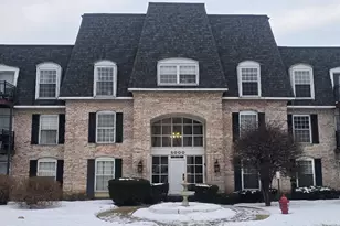 5000 Carriage Way Dr, Rolling Meadows, IL 60008 - Photo 1