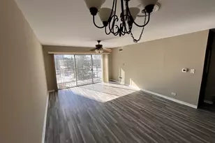 5000 Carriage Way Dr, Rolling Meadows, IL 60008 - Photo 5