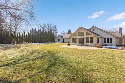 2S671 Arrowhead Drive, Wheaton, IL 60189 - Photo 3