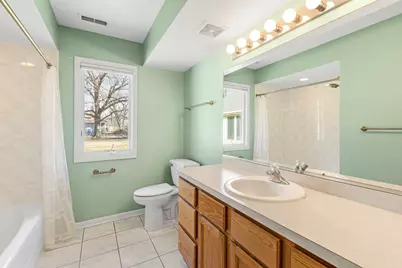 2S671 Arrowhead Drive, Wheaton, IL 60189 - Photo 13