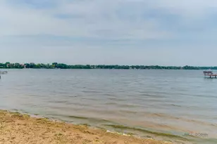 155 E Mill St, Wauconda, IL 60084 - Photo 21