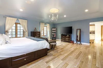 39 Mockingbird Lane, Oak Brook, IL 60523 - Photo 19