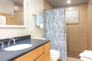 39 Mockingbird Ln, Oak Brook, IL 60523 - Photo 41