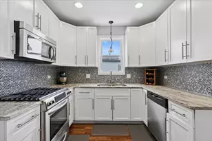 5646 N Menard Ave, Chicago, IL 60646 - Photo 7