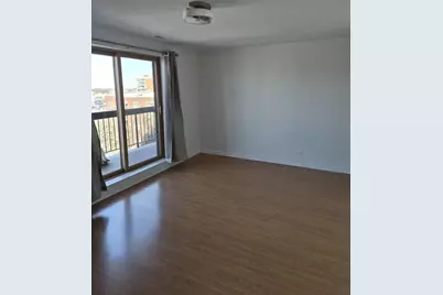711 S River Road #704, Des Plaines, IL 60016 - Photo 7