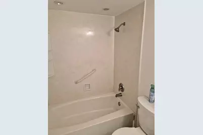 711 S River Road #704, Des Plaines, IL 60016 - Photo 9