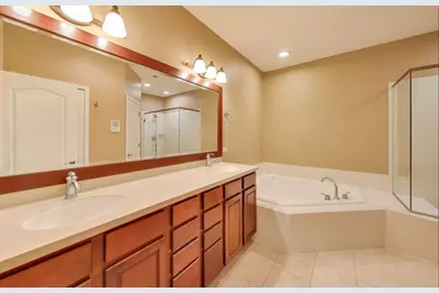 11 Beaconsfield Court, Lincolnshire, IL 60069 - Photo 23