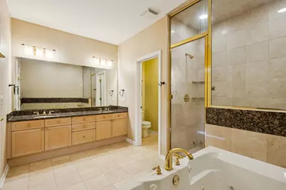 7748 N Sheridan Road #5, Chicago, IL 60626 - Photo 23