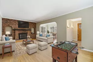 1421 W Juneway Terrace, Chicago, IL 60626 - Photo 13