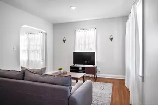 1223 E Oakland Ave, Bloomington, IL 61701 - Photo 3