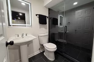 717 Sarah Ln, Northbrook, IL 60062 - Photo 13