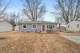 1117 5th St, Sandwich, IL 60548 - Photo 1