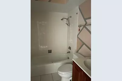 [Address not provided], Wheeling, IL 60090 - Photo 11