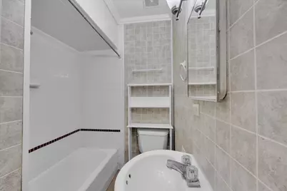 17 S 4th Avenue #A, Saint Charles, IL 60174 - Photo 15