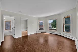 17 S 4th Ave, Saint Charles, IL 60174 - Photo 7