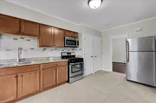 17 S 4th Ave, Saint Charles, IL 60174 - Photo 3