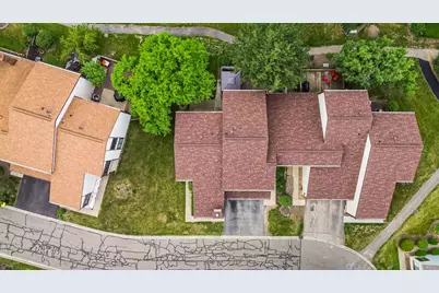 761 Colorado Court, Carol Stream, IL 60188 - Photo 5