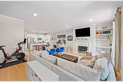 2650 N Mildred Avenue #1, Chicago, IL 60614 - Photo 9