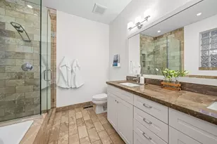 2650 N Mildred Ave, Chicago, IL 60614 - Photo 15