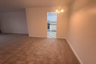 700 Perrie Dr, Elk Grove Village, IL 60007 - Photo 3