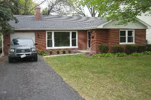 108 Chicago Ave, Clarendon Hills, IL 60514 - Photo 1