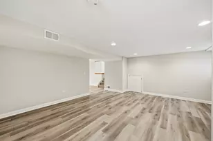 703 W Man A Wa Trail, Mount Prospect, IL 60056 - Photo 33