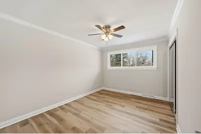 703 W Man A Wa Trail, Mount Prospect, IL 60056 - Photo 17