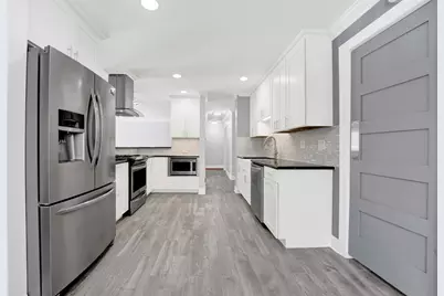 332 S River Road, Naperville, IL 60540 - Photo 7