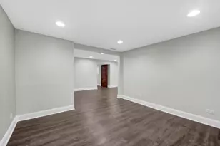 332 S River Rd, Naperville, IL 60540 - Photo 33