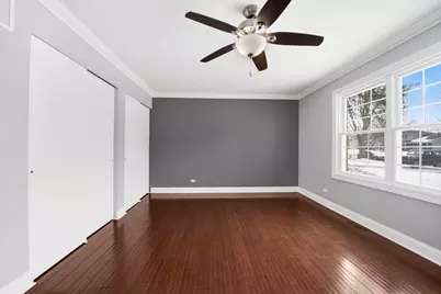 332 S River Road, Naperville, IL 60540 - Photo 17