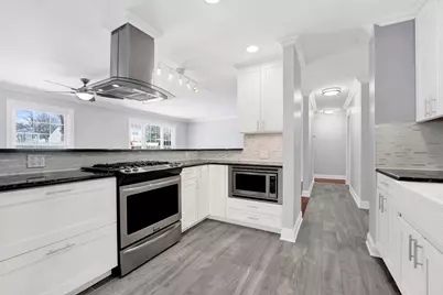 332 S River Road, Naperville, IL 60540 - Photo 5