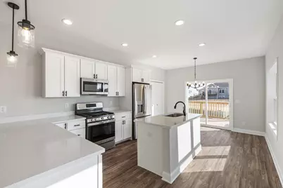 2206 Maggie Lane, Sycamore, IL 60178 - Photo 5