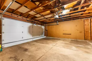 1680 Nautilus Ln, Hanover Park, IL 60133 - Photo 17