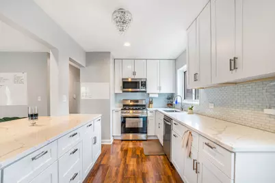 129 Rice Avenue, Bellwood, IL 60104 - Photo 3