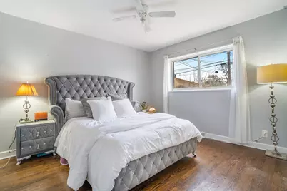 129 Rice Avenue, Bellwood, IL 60104 - Photo 9