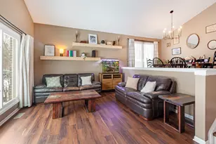 138 Oak St, Lake Zurich, IL 60047 - Photo 3