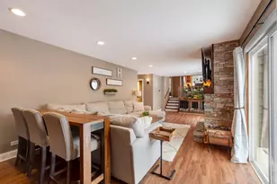 138 Oak St, Lake Zurich, IL 60047 - Photo 11