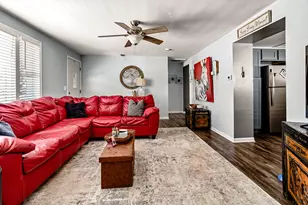 611 N West St, Sandwich, IL 60548 - Photo 13