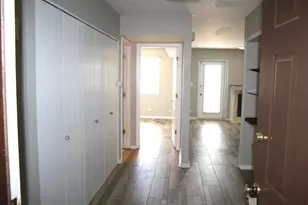 15 Indian Trail Dr, Westmont, IL 60559 - Photo 7